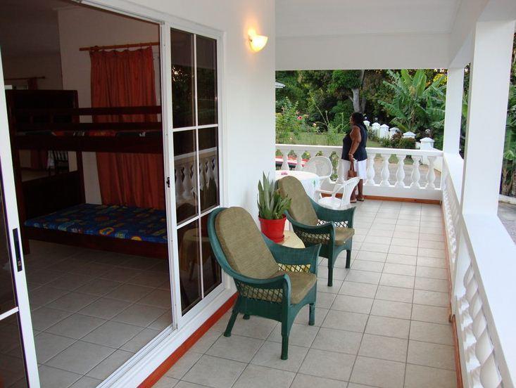 Rowsvilla Guest House Beau Vallon (Mahe) Exterior foto